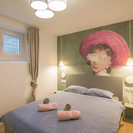 Romiru Rooms And Studio Apartment Split Exteriér fotografie