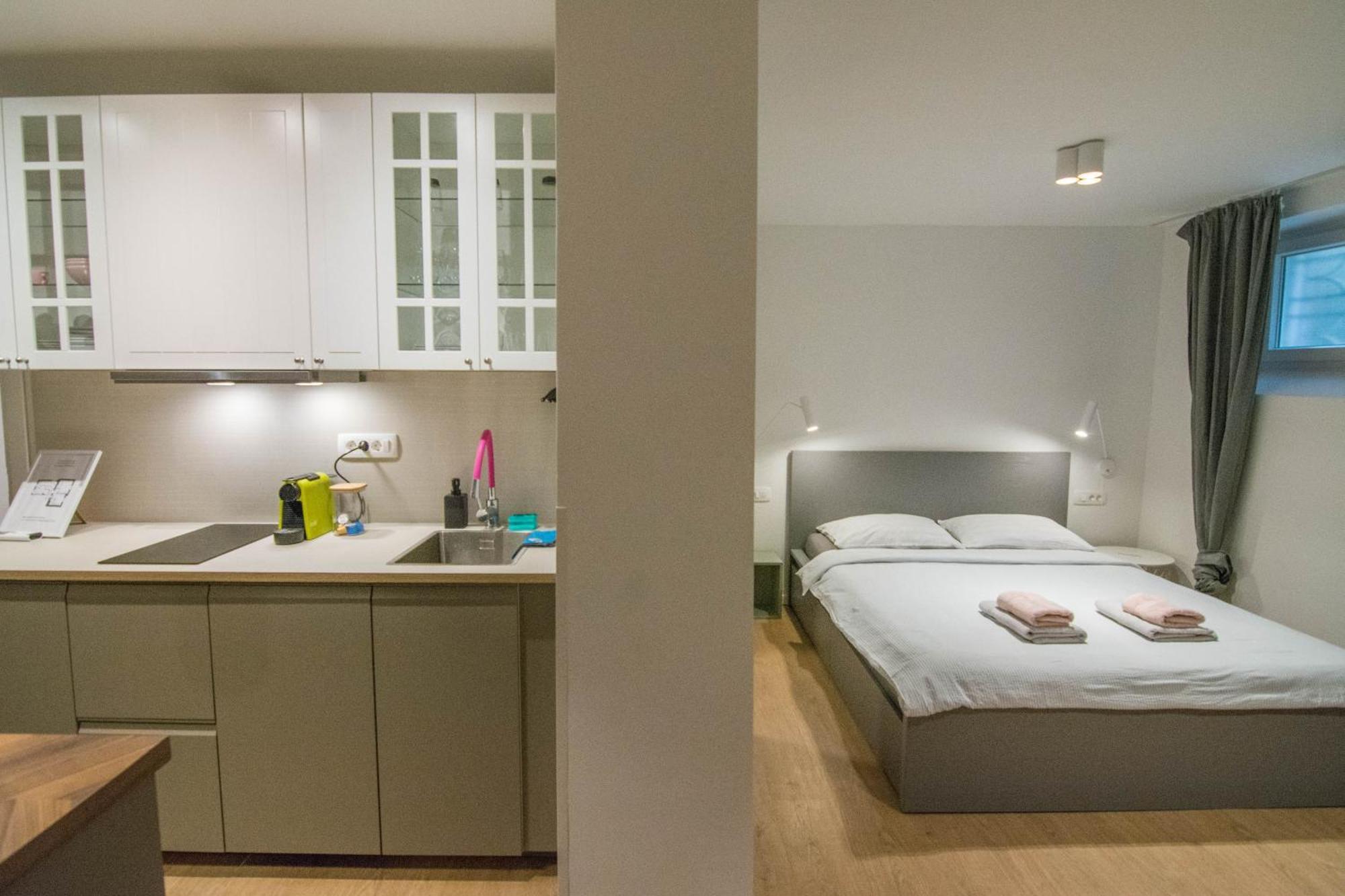 Romiru Rooms And Studio Apartment Split Exteriér fotografie